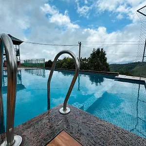 Bed & Breakfast Sapphire Mansion Pool, Vagamon