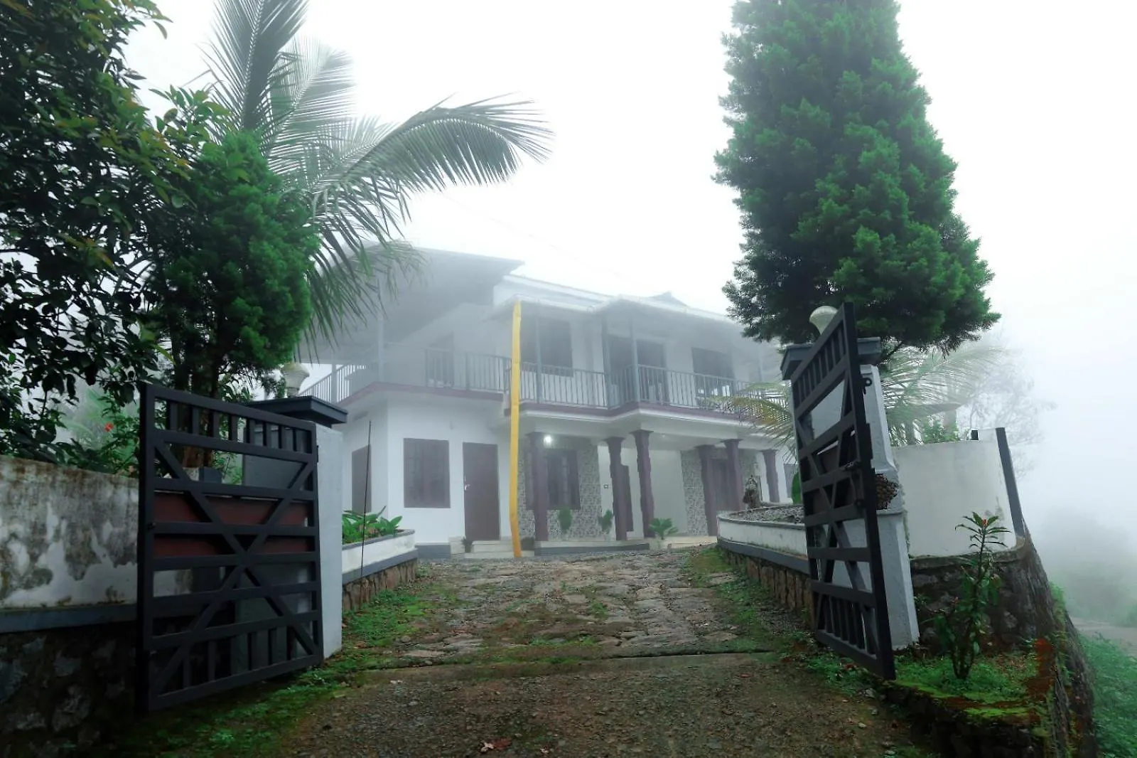 Jia Hill View Rooms Vagamon Bed & Breakfast